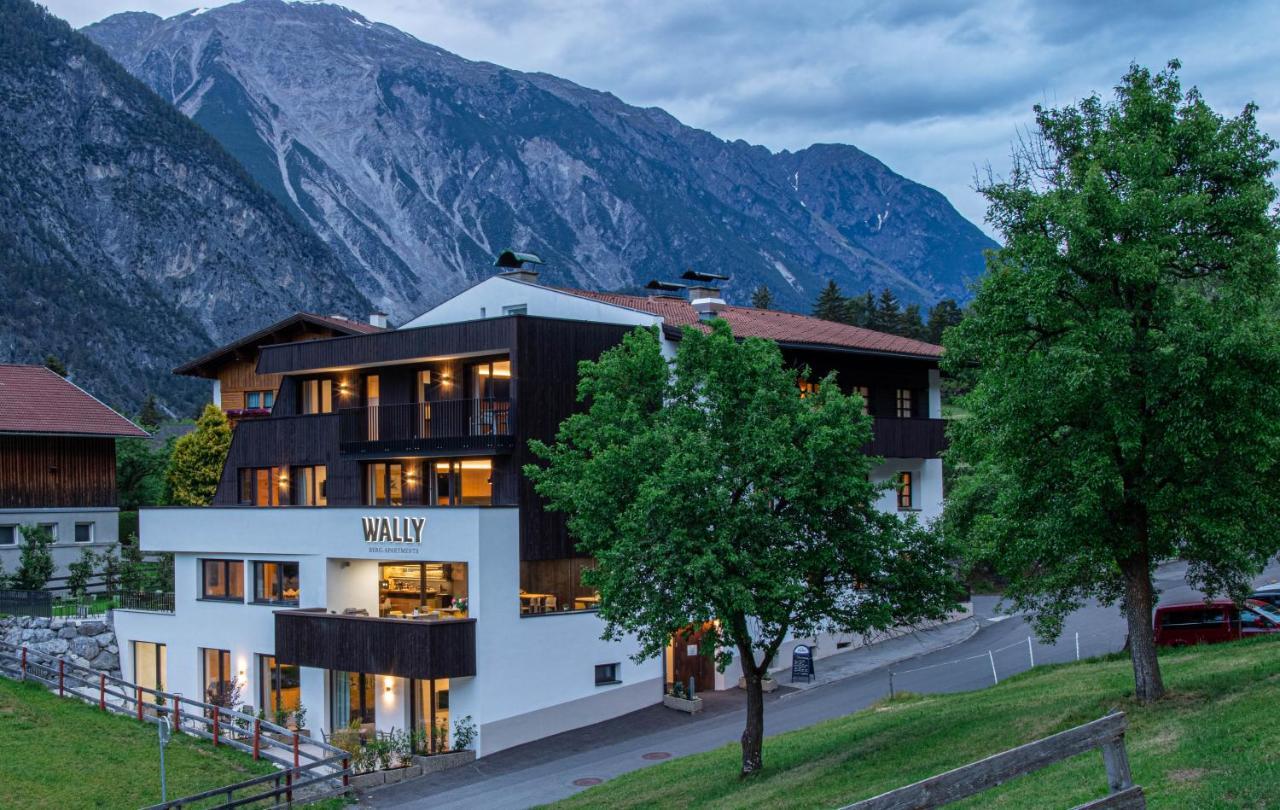Wally Berg-Appartements Zams Dış mekan fotoğraf