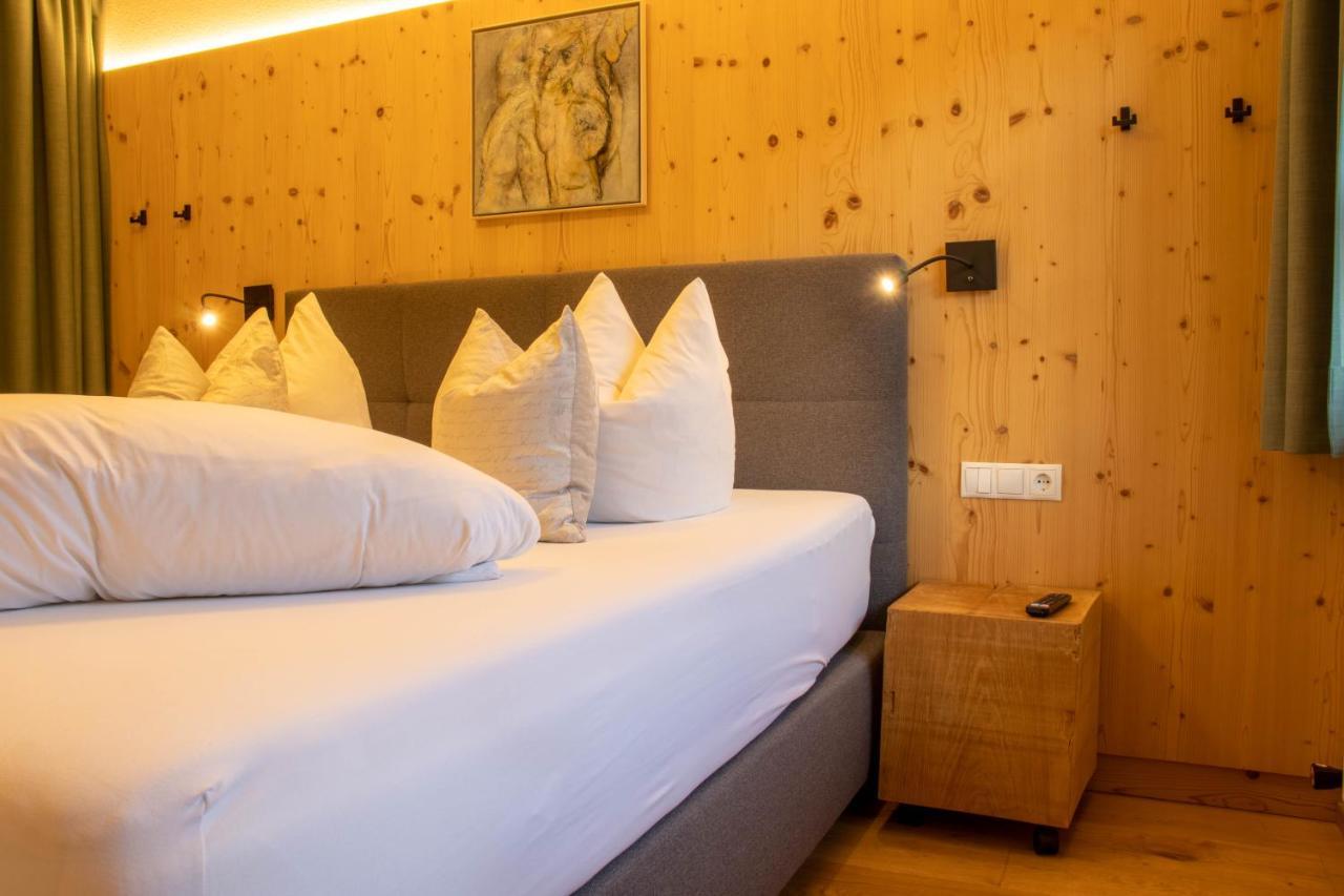 Wally Berg-Appartements Zams Dış mekan fotoğraf
