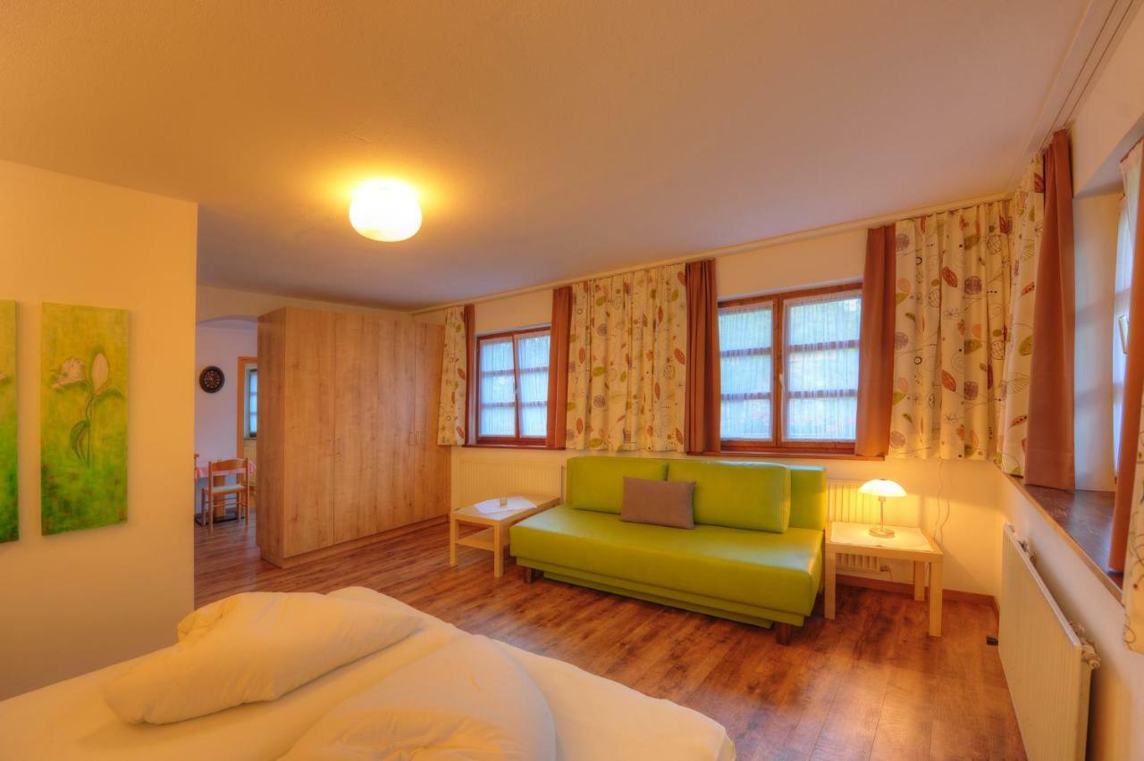 Wally Berg-Appartements Zams Dış mekan fotoğraf