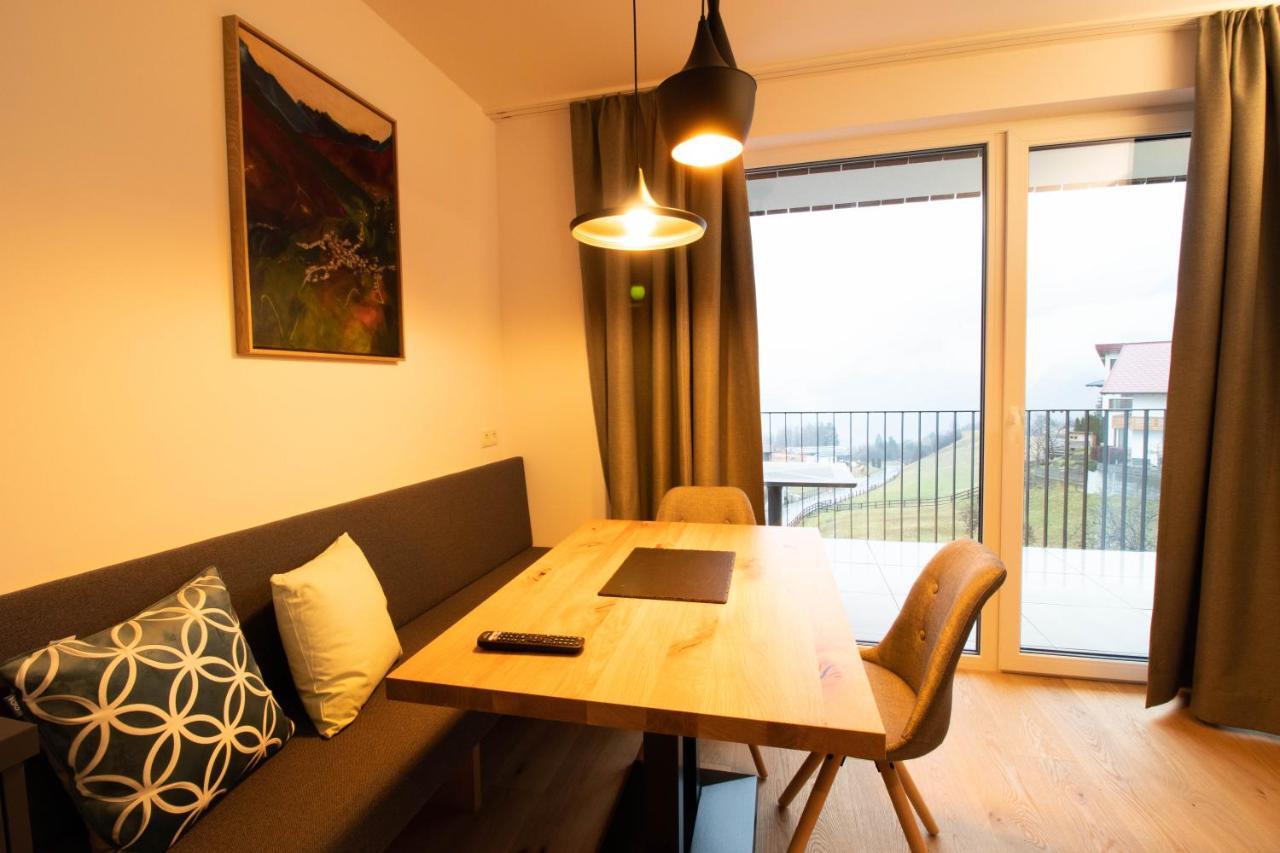 Wally Berg-Appartements Zams Dış mekan fotoğraf