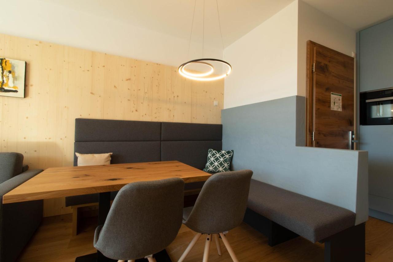 Wally Berg-Appartements Zams Dış mekan fotoğraf
