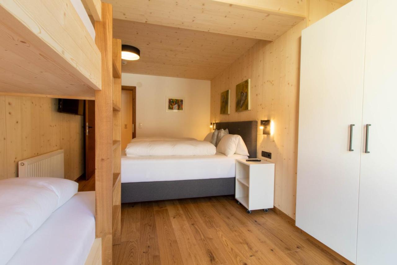 Wally Berg-Appartements Zams Dış mekan fotoğraf